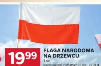 Flaga narodowa na drzewcu