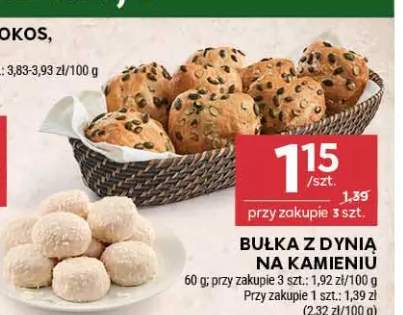 Bułka z dynią na kamieniu