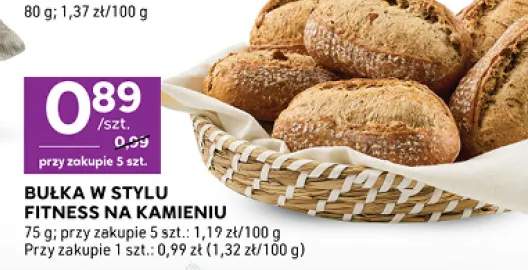 Bułka w stylu fitness na kamieniu